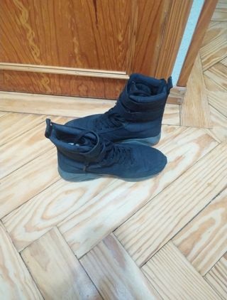 Botines Bershka hombre de segunda mano en Madrid en WALLAPOP
