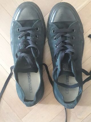 Zapatillas converse negras 39 de segunda mano por 6 EUR en Madrid en  WALLAPOP