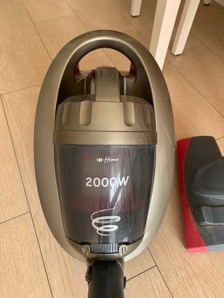 Aspiradora Home 2000W Carrefour de segunda mano por 80 EUR en Madrid en  WALLAPOP