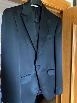 Traje Novio de segunda mano en Pamplona en WALLAPOP