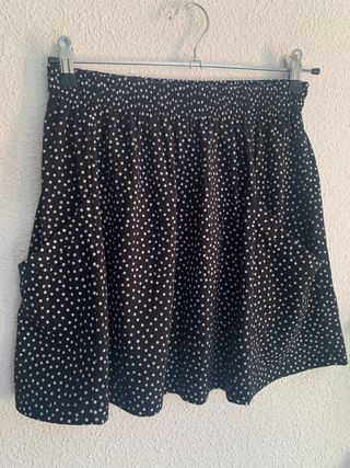 Falda Zara lunares de segunda mano en WALLAPOP