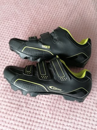 Zapatillas Mtb GES URKO de segunda mano por 15 EUR en Alhaurín de la Torre  en WALLAPOP