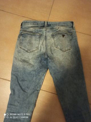 Pantalon talla 28 equivale a una 38 de segunda mano por 12 EUR en Santa  Cruz de Tenerife en WALLAPOP