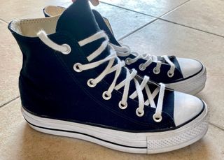 Converse plataforma Negras de segunda mano en WALLAPOP