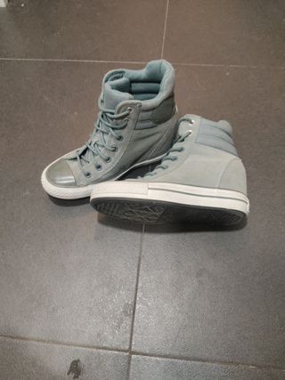 Converse cuña de segunda mano en WALLAPOP