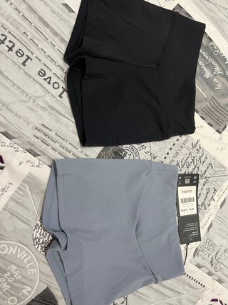 Ropa deportiva Oysho niña de segunda mano por 35 EUR en Coslada en WALLAPOP