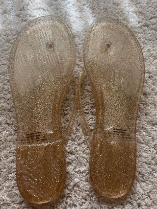 Chanclas Pedro del Hierro de segunda mano por 18 EUR en Boadilla del Monte  en WALLAPOP