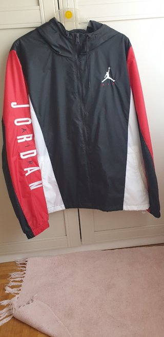 Chaqueta Jordan de segunda mano en WALLAPOP