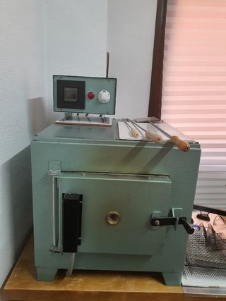 Horno para esmalte sobre metal de segunda mano por 900 EUR en Madrid en  WALLAPOP