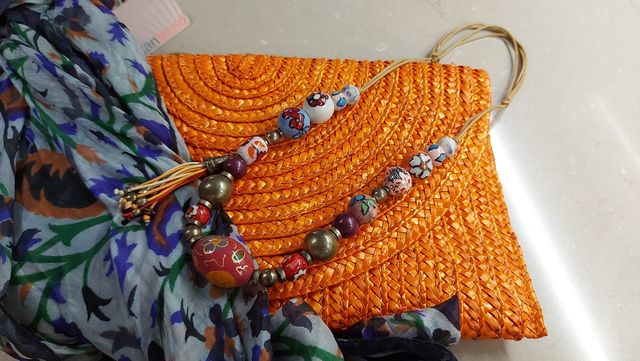 Collar nuevo cerámica