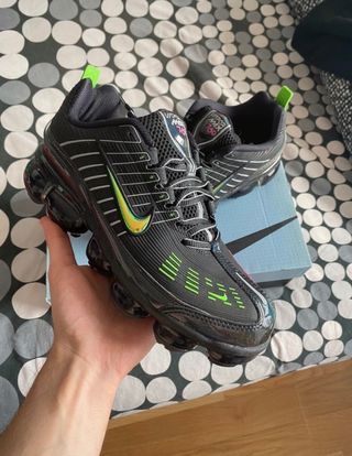 Zapatillas Nike Air VaporMax de segunda mano en WALLAPOP