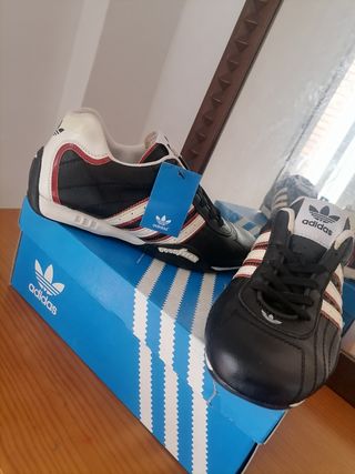 Zapatillas adidas Goodyear de segunda mano en WALLAPOP