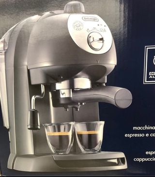 Cafetera delonghi de segunda mano por 75 EUR en Leganés en WALLAPOP