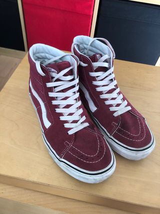 Vans Bota granate de segunda mano por 15 EUR en Barcelona en WALLAPOP