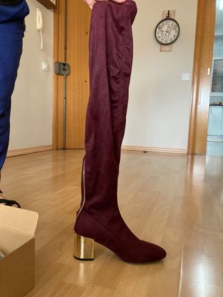 Botas altas nuevas MANGO de segunda mano por 40 EUR en Gavà en WALLAPOP