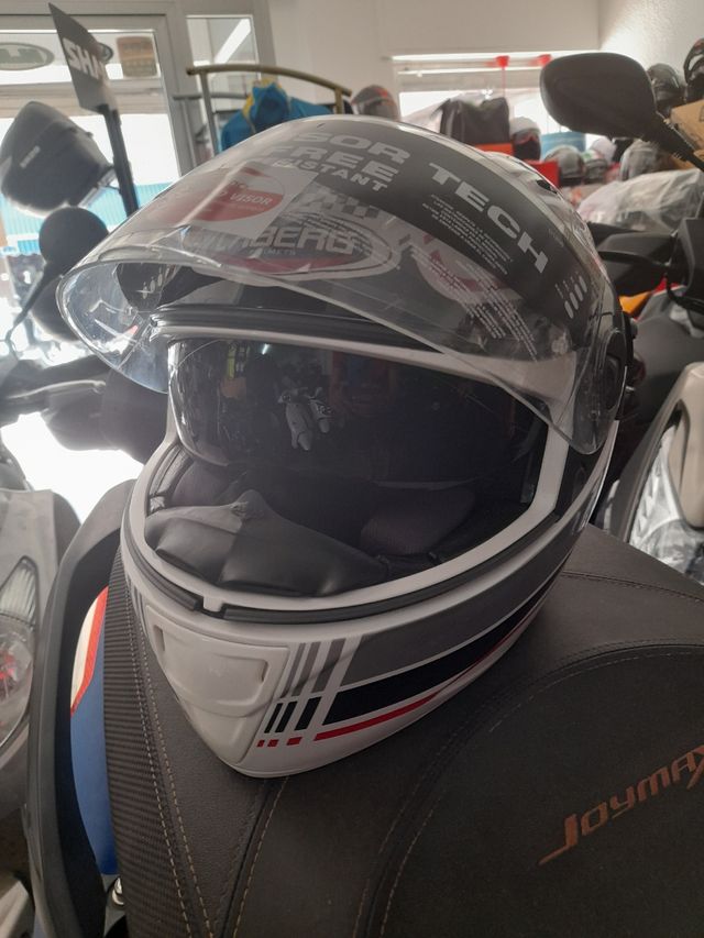 Casco de moto Caberg