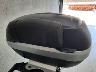 Baul moto Givi de segunda mano en WALLAPOP