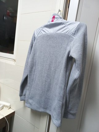 Sudadera Tribord de segunda mano por 5 EUR en Mondragón en WALLAPOP