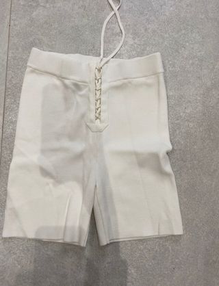 Pantalones ciclista -Bershka de segunda mano por 5 EUR en Ciudad Real en  WALLAPOP