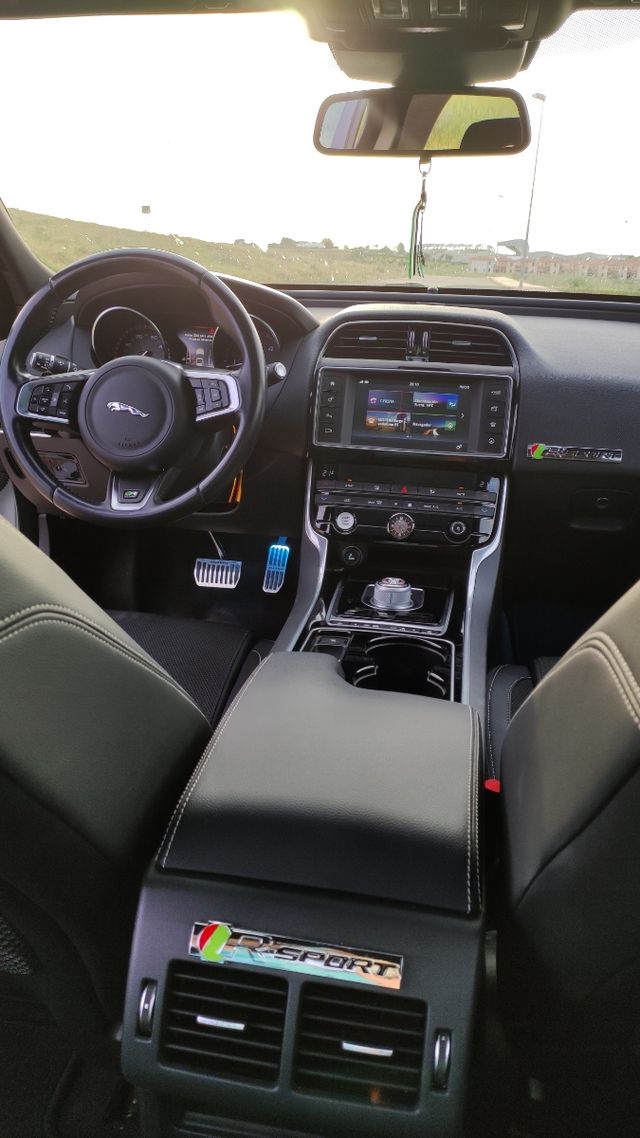 Jaguar XE 2017 (Venta o Cambio)