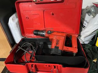 Martillo Hilti de segunda mano en WALLAPOP