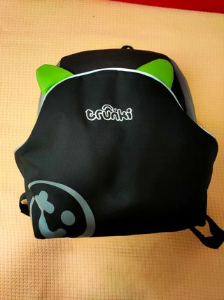 Trunki BoostApak - Mochila de viaje, Asiento alzad de segunda mano por 48  EUR en Málaga en WALLAPOP