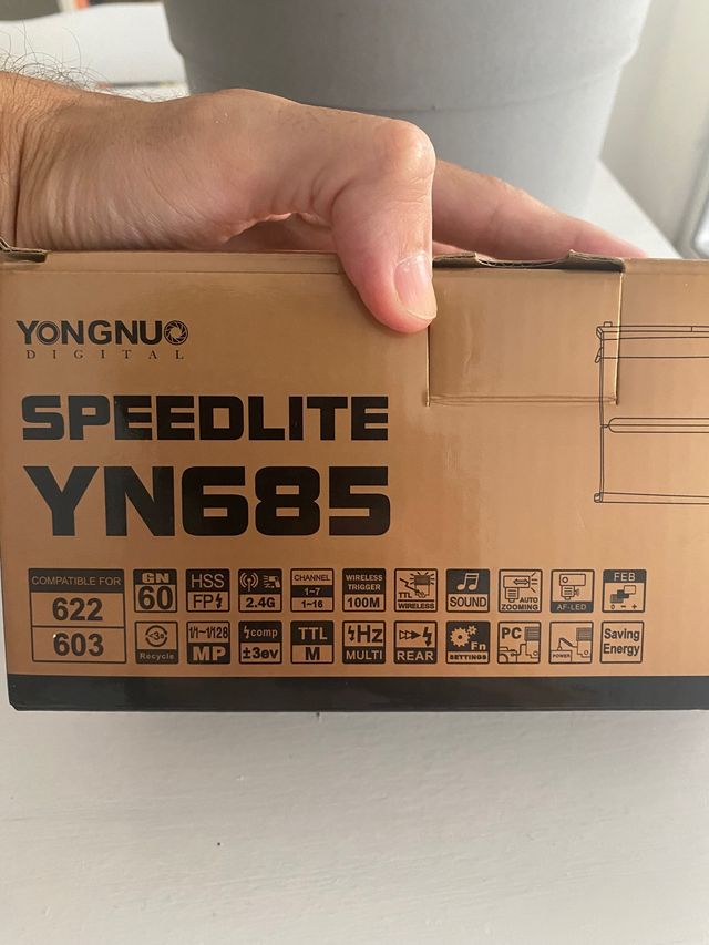 Flash Yongnuo Speedlite YN685 para Nikon