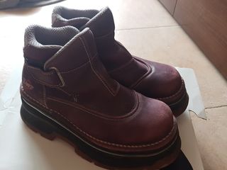 Botas ART PLATAFORMA de segunda mano por 75 EUR en Mataró en WALLAPOP
