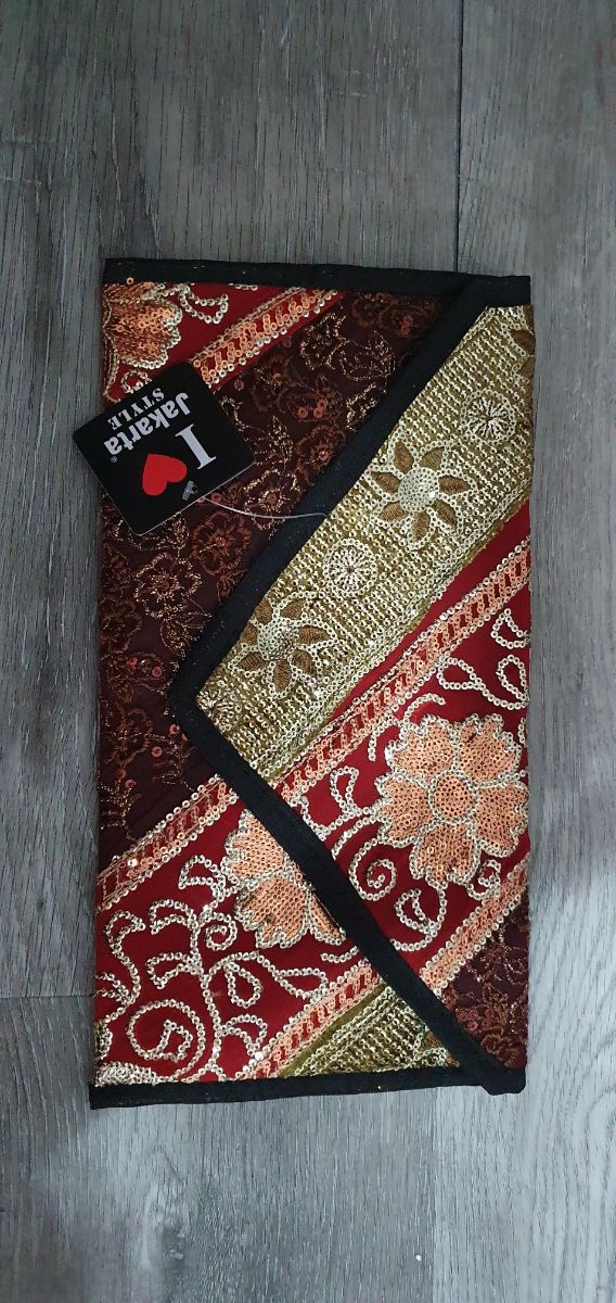 Bolso de mano tipo sobre