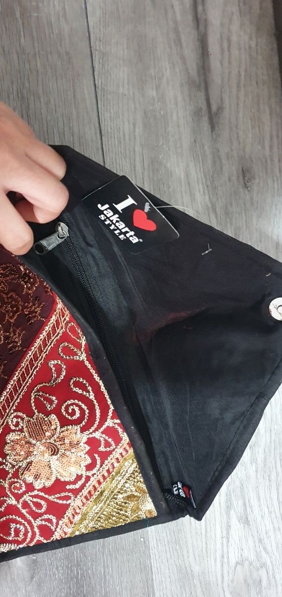 Bolso de mano tipo sobre