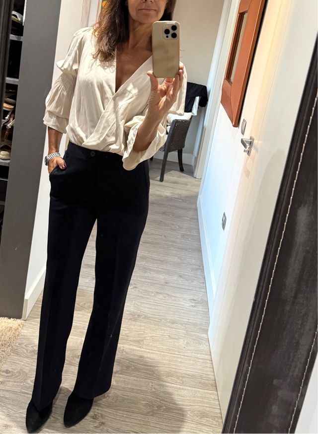 Body de mujer con etiqueta talla 40