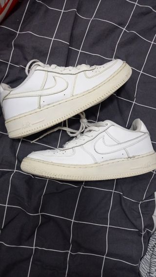 Nike Air force one talla 39 de segunda mano por 35 EUR en Valladolid en  WALLAPOP