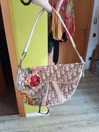 Bolso Christian Dior de segunda mano por 1.000 EUR en Terrassa en WALLAPOP