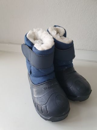 Botas nieve talla 24-25 de segunda mano por 5 EUR en Marbella en WALLAPOP