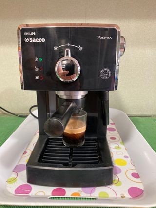 Cafetera Saeco Poemia. de segunda mano por 45 EUR en Valencia en WALLAPOP