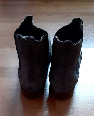 BOTINES MUJER UTERQUE. T40 de segunda mano por 12 EUR en Madrid en WALLAPOP
