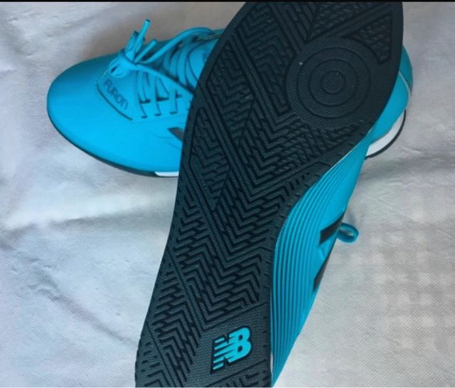 Zapatillas hombre New Balance.Numero 40
