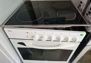 CONJUNTO HORNO Y PLACA TEKA ¡GARANTÍA! de segunda mano por 149 EUR en  Alcorcón en WALLAPOP