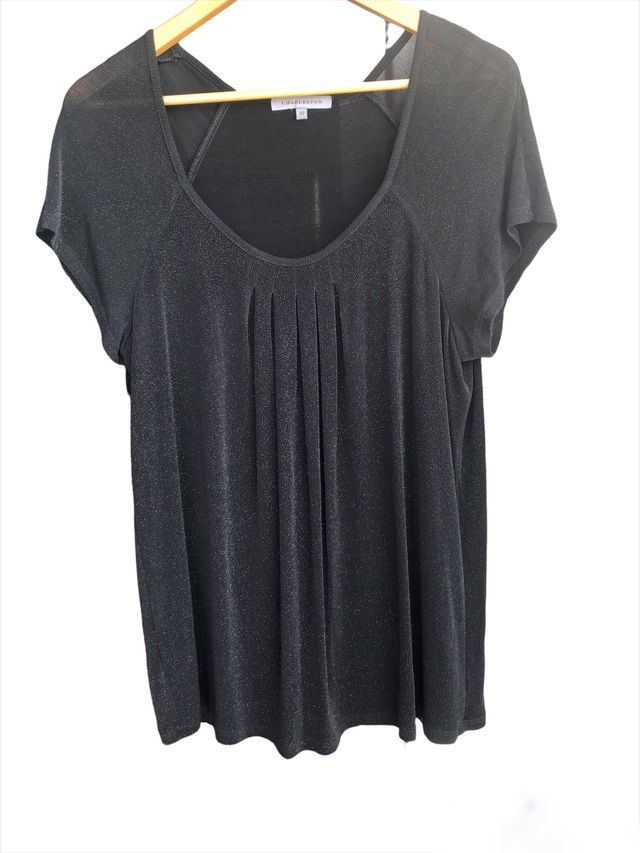 Top negro Charleston