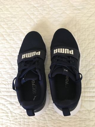 PUMA zapatillas hombre Talla 43 de segunda mano por 15 EUR en Valencia en  WALLAPOP