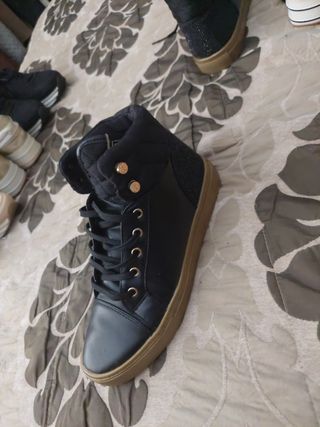 Botines Guess de segunda mano en WALLAPOP