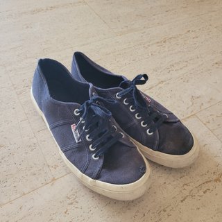Superga \\/ talla 43 hombre \\/ azul marino de segunda mano por 5 EUR en  Pozuelo de Alarcón en WALLAPOP