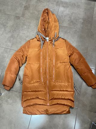 ABRIGO KLING de segunda mano por 80 EUR en Agurain en WALLAPOP
