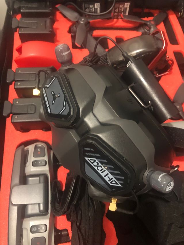 Dji Fpv combo con 5 baterías, bolsa, etc