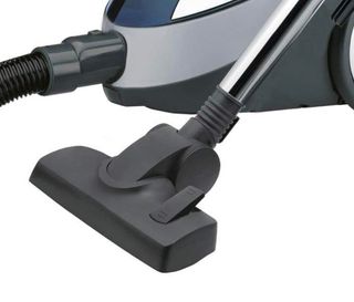 Cepillo para aspirador Ufesa AS3016E de segunda mano por 15 EUR en Vigo en  WALLAPOP