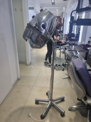 Secador de casco de segunda mano en Madrid en WALLAPOP