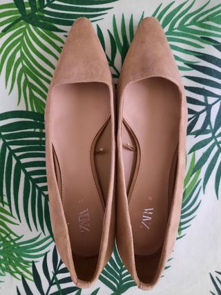 Zapatos nude ZARA de piel, T 39 de segunda mano por 19 EUR en Valladolid en  WALLAPOP