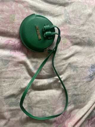Bolso jacquemus de segunda mano por 70 EUR en Madrid en WALLAPOP