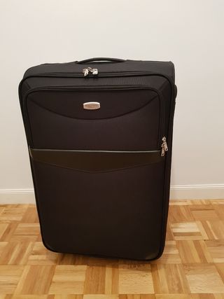 Maleta David Jones grande, en perfecto estado de segunda mano por 35 EUR en  Madrid en WALLAPOP