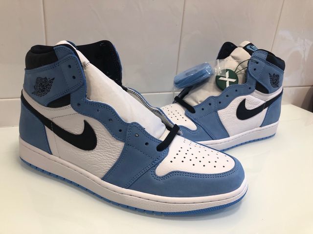 Air Jordan 1 High University Blue 47